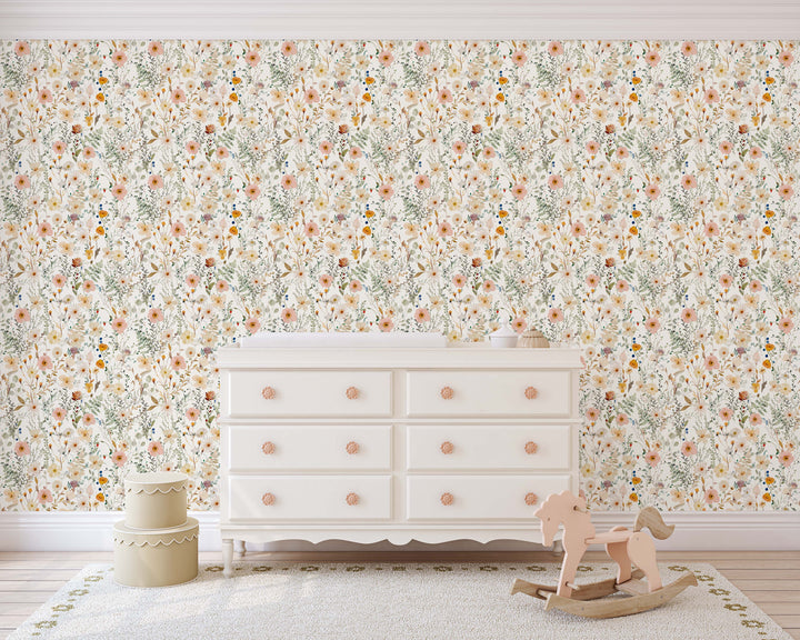 Avery Wallpaper - Studio Exclusive