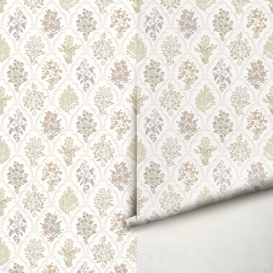Cottage Arched Scalloped Botanical Wallpaper - Light